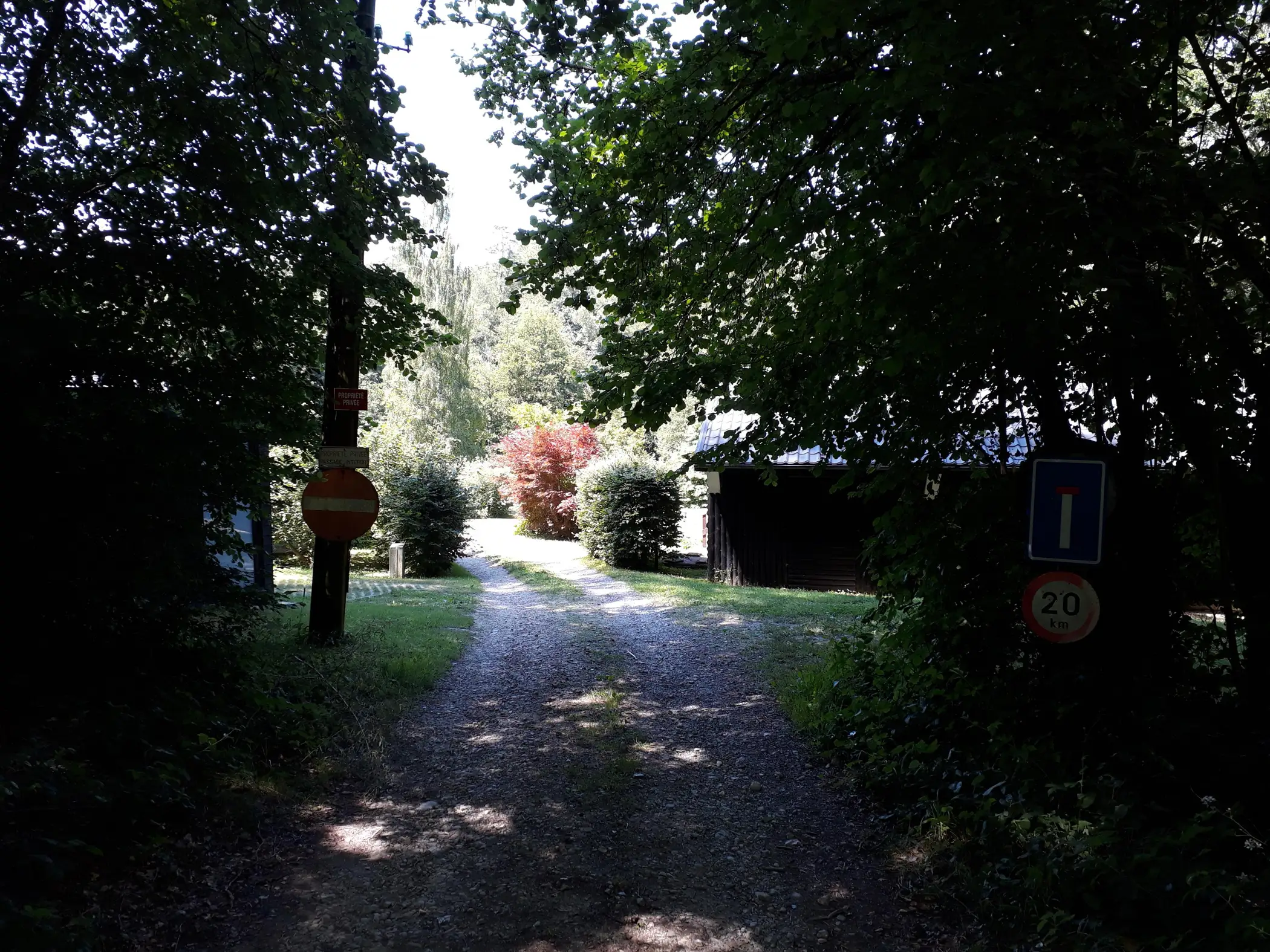 Cottage for 4 people in Chiny Chalet Écureuil
